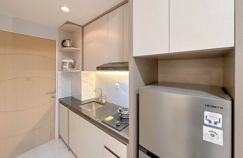Surabaya Apartment | Wonderful Design Studio At Bale Hinggil Apartment