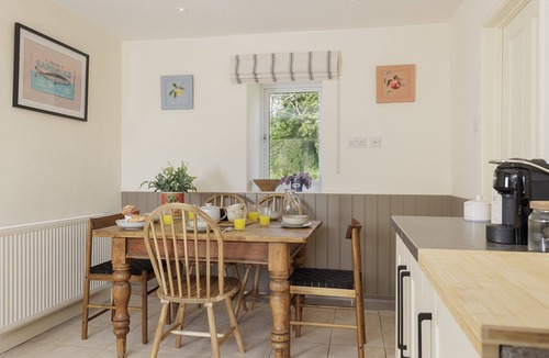 Hook Norton Cottage | Wonderful dog friendly countryside retreat -Coleman's Elm
