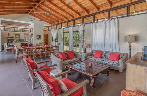 Playa Guiones House | Wonderful family home w/ inf. pool in private community s