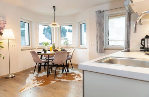 Oberau House | Wonderful group accommodation in the ski and hiking area PET-FRIENDLY