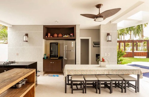 Guaruja House | Wonderful house, beach tennis, complete court, beach and leisure.