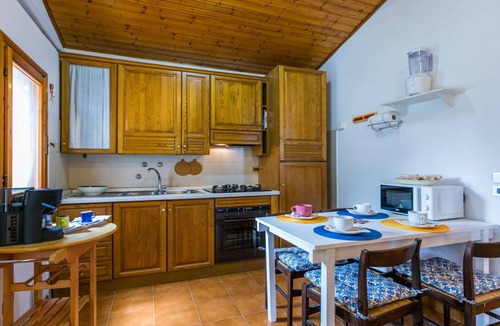 Vada House | Wonderful private villa for 4 people with WIFI, A/C, TV, patio and pets allowed
