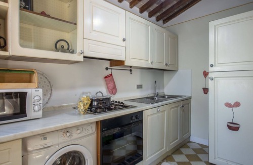 Pieve a Nievole Villa | Wonderful private villa with WIFI, private pool, A/C, hot tub, TV, patio and pets allowed