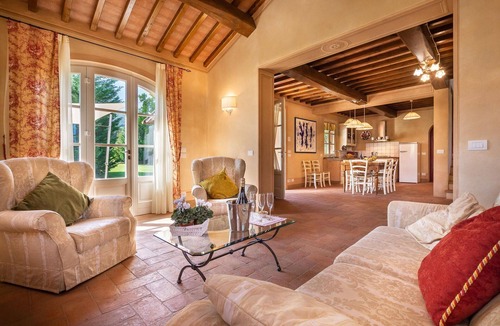 Colle di Compito Villa | Wonderful private villa for 4 people with A/C, private pool, WIFI, TV and veranda, close to Lucca