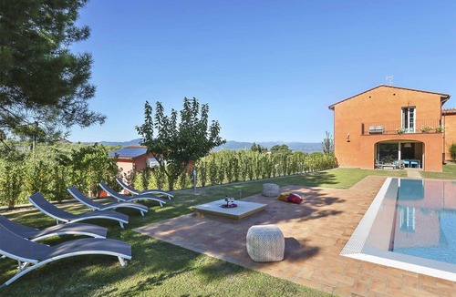 Colle di Compito Villa | Wonderful private villa with private pool, WIFI, A/C, TV, balcony and panoramic view, close to L.