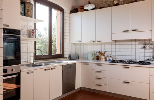 Massa Marittima Villa | Wonderful private villa with A/C, private pool, WIFI, TV, patio, pets allowed and panoramic view