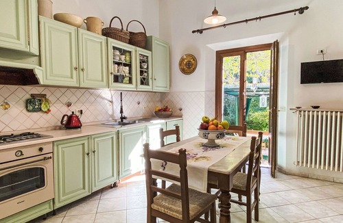 Ponteginori House | Wonderful private villa for 11 people with WIFI, private pool, hot tub, TV, patio and pets allowed
