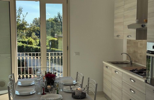 Altopascio Villa | Wonderful private villa with WIFI, hot tub, A/C, private pool and terrace, close to Lucca