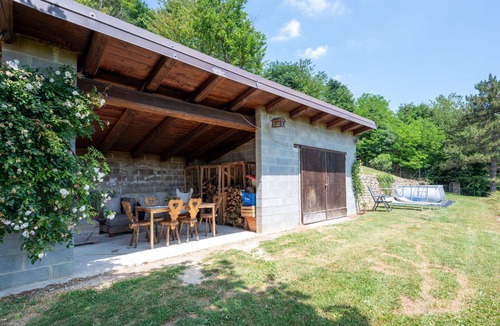 Bossolasco House | Wonderful private villa for 6 guests with private pool, WIFI, TV, patio and pets allowed