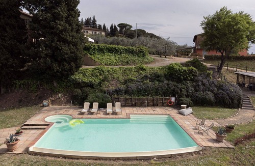 Montelupo Fiorentino Villa | Wonderful private villa for 6 people with A/C, WIFI, private pool, TV, patio and panoramic view