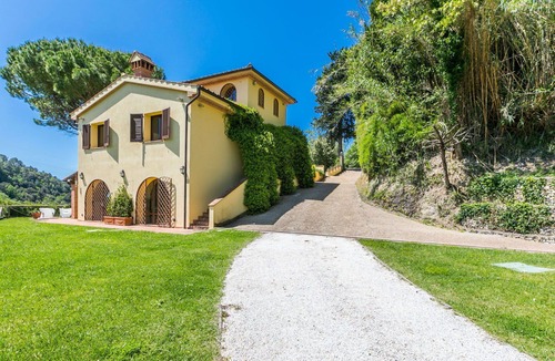 Riparbella Villa | Wonderful private villa for 8 people with A/C, hot tub, WIFI, TV, terrace and panoramic view