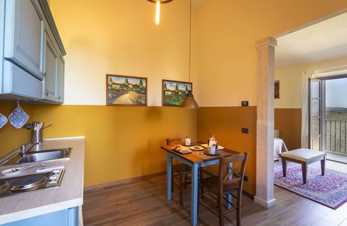 Lucignano House | Wonderful private villa for 16 guests with WIFI, A/C, private pool, hot tub, TV and balcony
