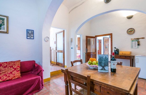 Sinalunga Villa | Wonderful private villa for 11 people with WIFI, TV, balcony and pets allowed
