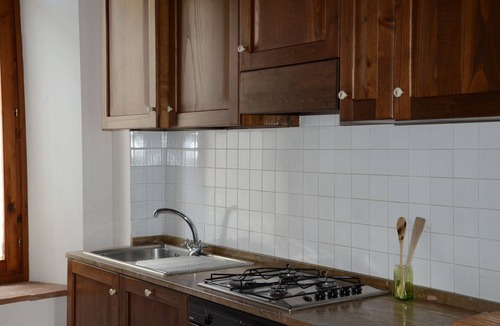 Capolona Villa | Wonderful private villa for 18 people with WIFI, private pool, TV and pets allowed, close to Are.