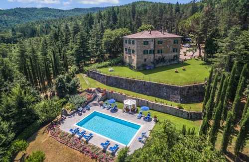 Ripoli Villa | Wonderful private villa with WIFI, private pool, hot tub, A/C, TV, patio and panoramic view