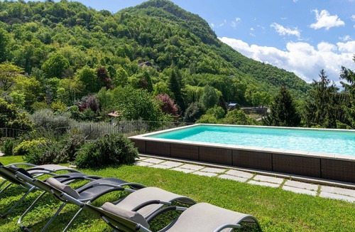 Perledo Villa | Wonderful private villa for 6 guests with private pool, WIFI, TV, patio and pets allowed