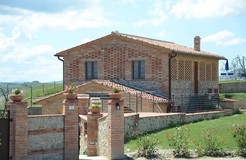 Peccioli Villa | Wonderful private villa for 7 guests with private pool, WIFI, A/C, TV, patio and panoramic view