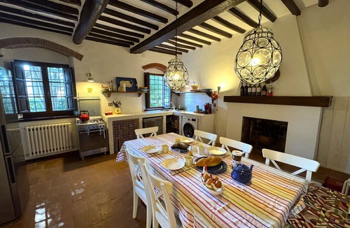 Santa Maria del Giudice Villa | Wonderful private villa for 7 guests with private pool, TV, pets allowed and panoramic view