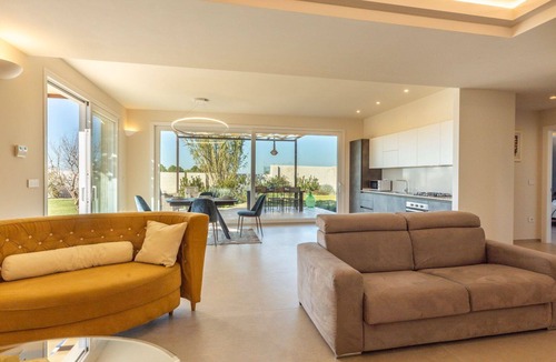 Nardo Villa | Wonderful private villa for 6 guests with private pool, A/C, WIFI, TV, patio and pets allowed