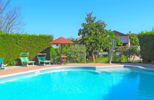 Malcontenta Villa | Wonderful private villa for 6 people with A/C, pool, WIFI, TV and balcony