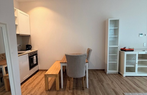 Schluechtern Apartment | Wonderful studio with AC in charming Schlüchtern