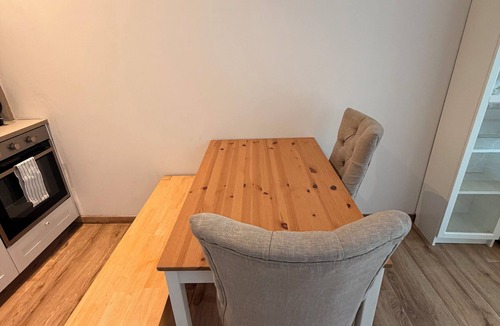 Schluechtern Apartment | Wonderful studio with AC in charming Schlüchtern