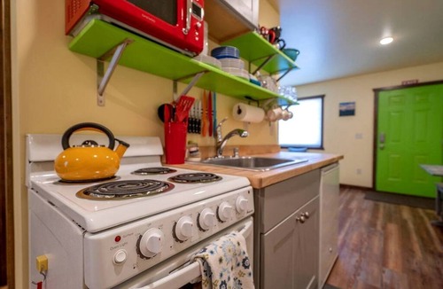 Emigrant Cabin | Wonderful Tiny Cabin with Incredible Amenities and Stunning Views in Emigrant, Montana
