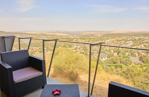 Los Angeles de San Rafael House | Wonderful views, perfect for couples and families, pets welcome.