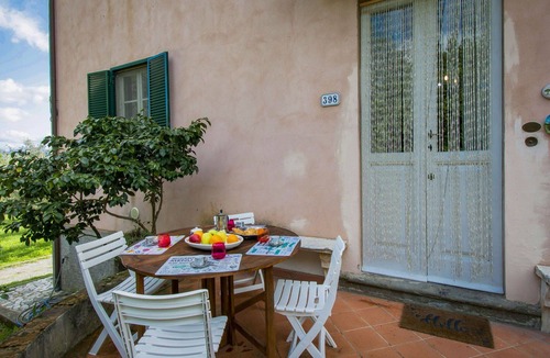 Vicopelago Villa | Wonderful villa for 7 people with WIFI, private pool, TV, terrace and pets allowed