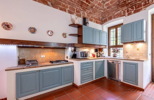 Asti Villa | Wonderful villa with private pool, A/C, TV, patio, pets allowed, panoramic view and parking