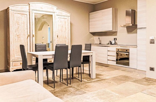 Asti House | Wonderful villa with private pool, WIFI, hot tub, TV, patio, pets allowed and panoramic view