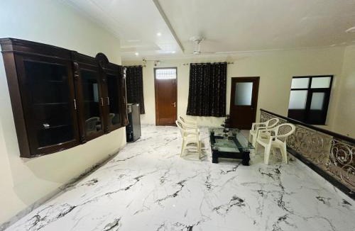 Ranjit Avenue House | Wonderstays