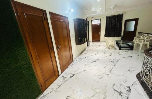 Ranjit Avenue House | Wonderstays