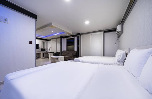 Wonju Hotel | Wonju Rivera