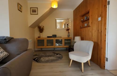 Dalbeattie House | Wood End