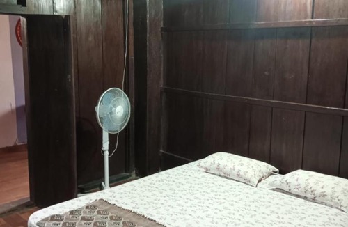 Devikolam Villa | Wood House near Kallar Waterfall