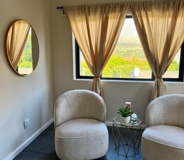 Scott Estate Cabin | Wood Road Coastal Guest rooms