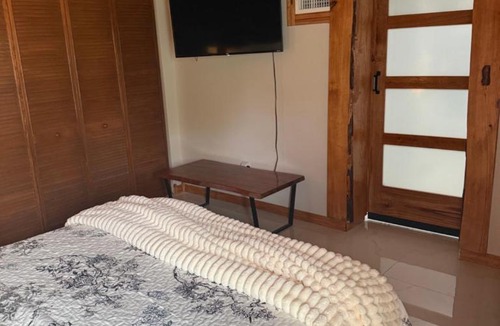 Country Club Apartment | Wood & White