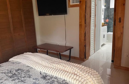 Country Club Apartment | Wood & White