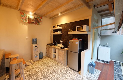 Dyanapura Villa | Wooden " Lumbung " Villa Short Walk to Seminyak Beach, Eat Street,& Trendy Shops