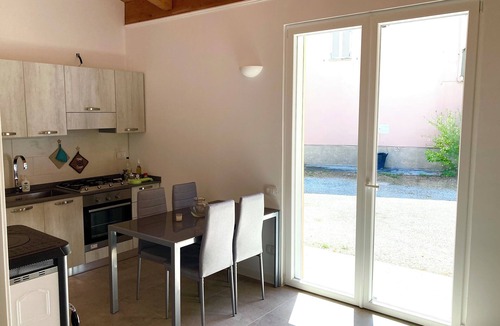 Monsampietro Morico Apartment | Wooden retreat "MY HOUSE", near sea and mountains, ideal for tourists to relax