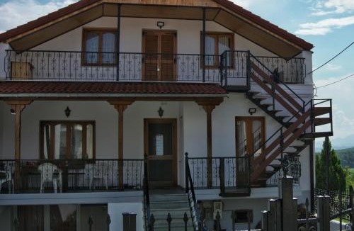 Grevena Apartment | Wooden Sofita House with Unlimited View