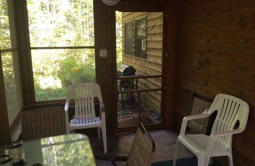 La Pointe House | Woodhaven - Charming Home nestled in the Woods, ne