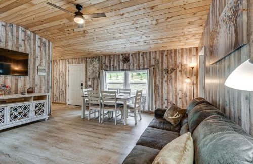 Kerr House | Woodland Cabin Near Wayne National Forest