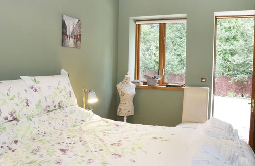 Aymestrey Cottage | WOODPECKER COTTAGE, romantic, luxury holiday cottage in Ludlow