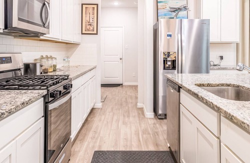 Porter House | Woodridge - Shared with owner