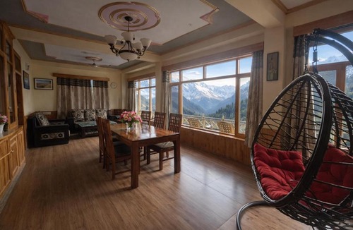 Manali House | Woods Villa Cottages Manali - 1,2,3,4 Bedrooms Luxury Cottages & Villa Available in Manali with Scenic Mountain View, Manali