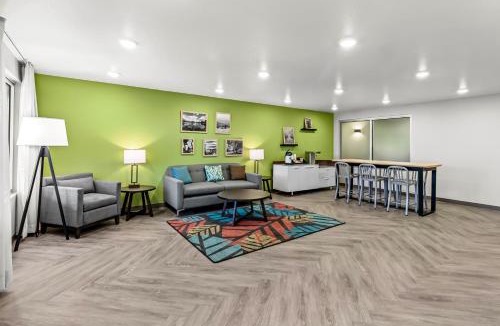 Beaverton Hotel | WoodSpring Suites Beaverton - Portland West