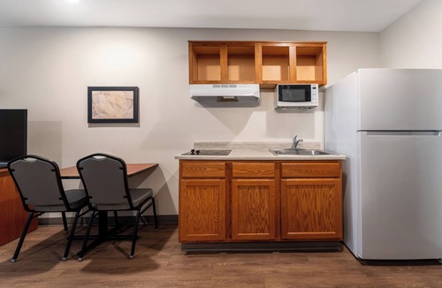 Macon Hotel | WoodSpring Suites Macon North I-75