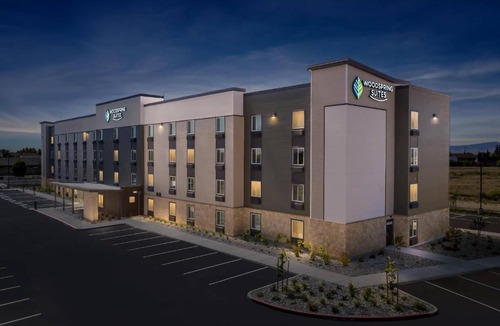 Manteca Hotel | WoodSpring Suites Manteca - Stockton South